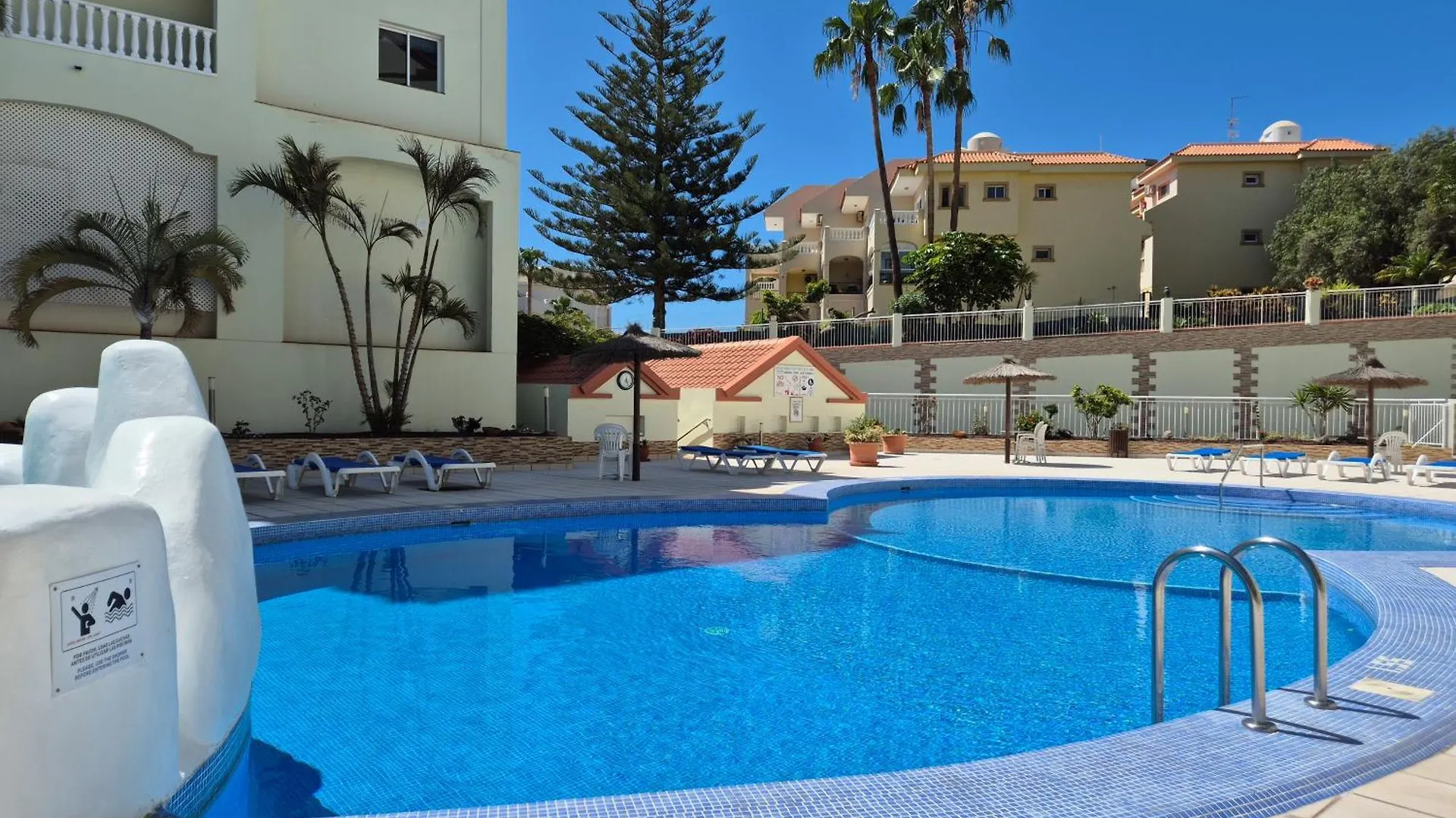 Apartment Mona'S Point Tenerife - Aircon, Private Parking And Heated Pool San Miguel de Abona