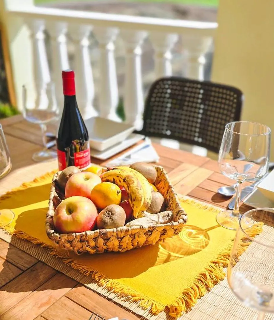 Apartment Mona'S Point Tenerife - Aircon, Private Parking And Heated Pool San Miguel de Abona Spain